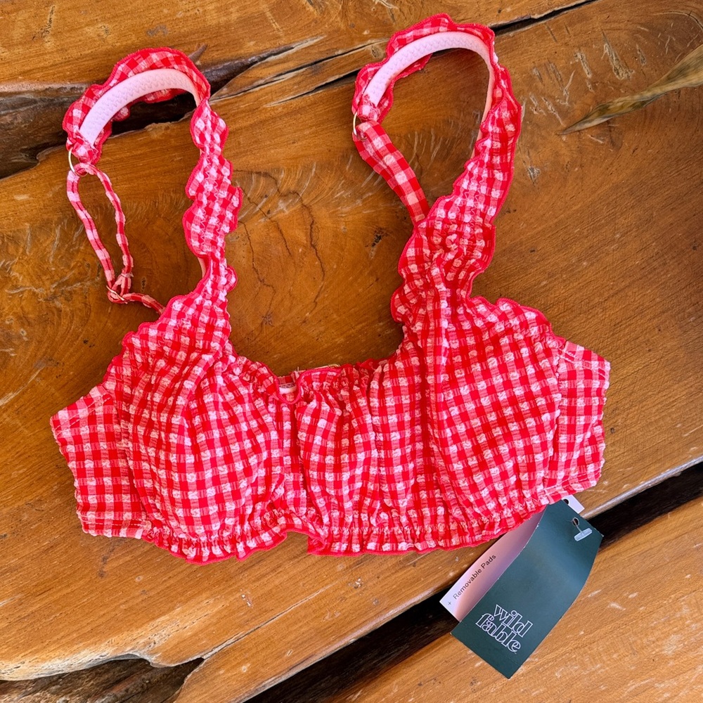 NWT Wild Fable Red Gingham Seersucker Ruffle Bralette Bikini Top, sz xs - Picture 2 of 3